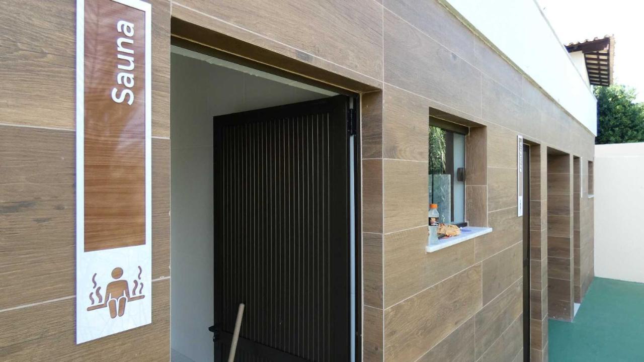 Apto Guarajuba Praia Condominio Porto Smeralda-100 Metros Da Praia Екстериор снимка