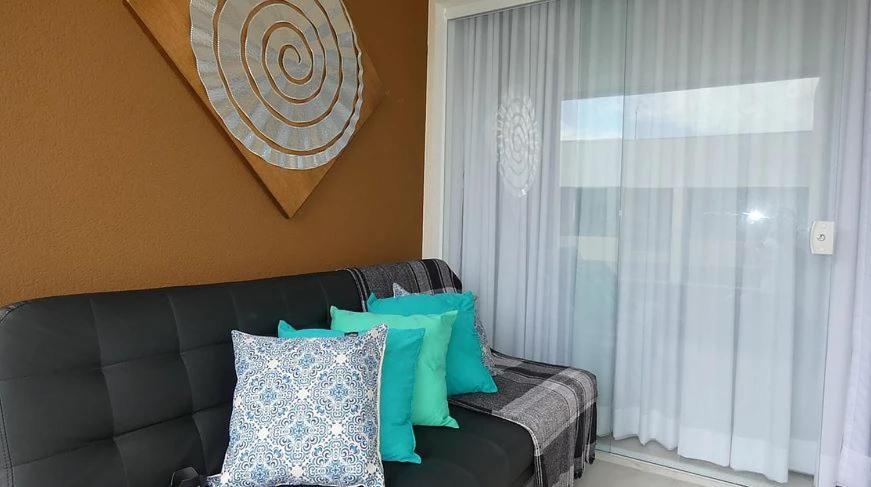 Apto Guarajuba Praia Condominio Porto Smeralda-100 Metros Da Praia Екстериор снимка